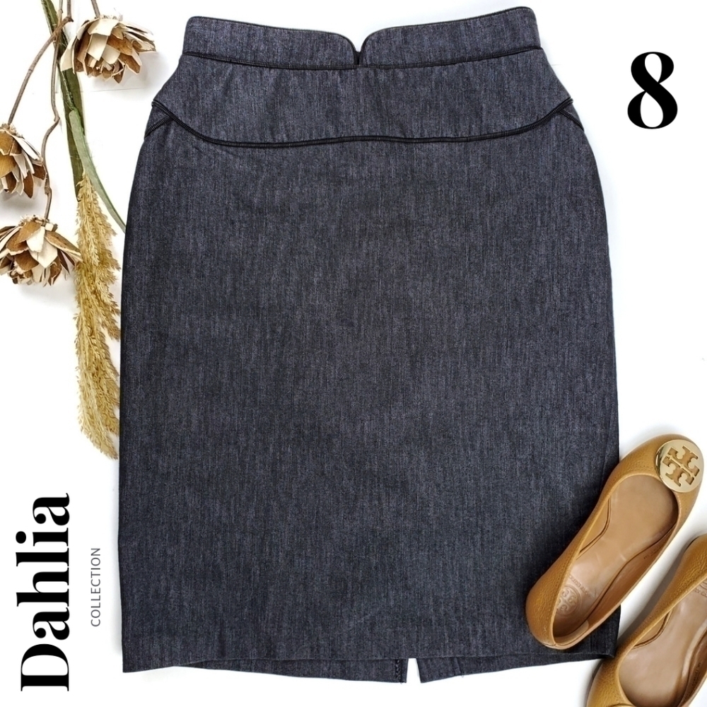 New Dahlia Charcoal Skirt  Gorgeous Zipper Detailing Size 8